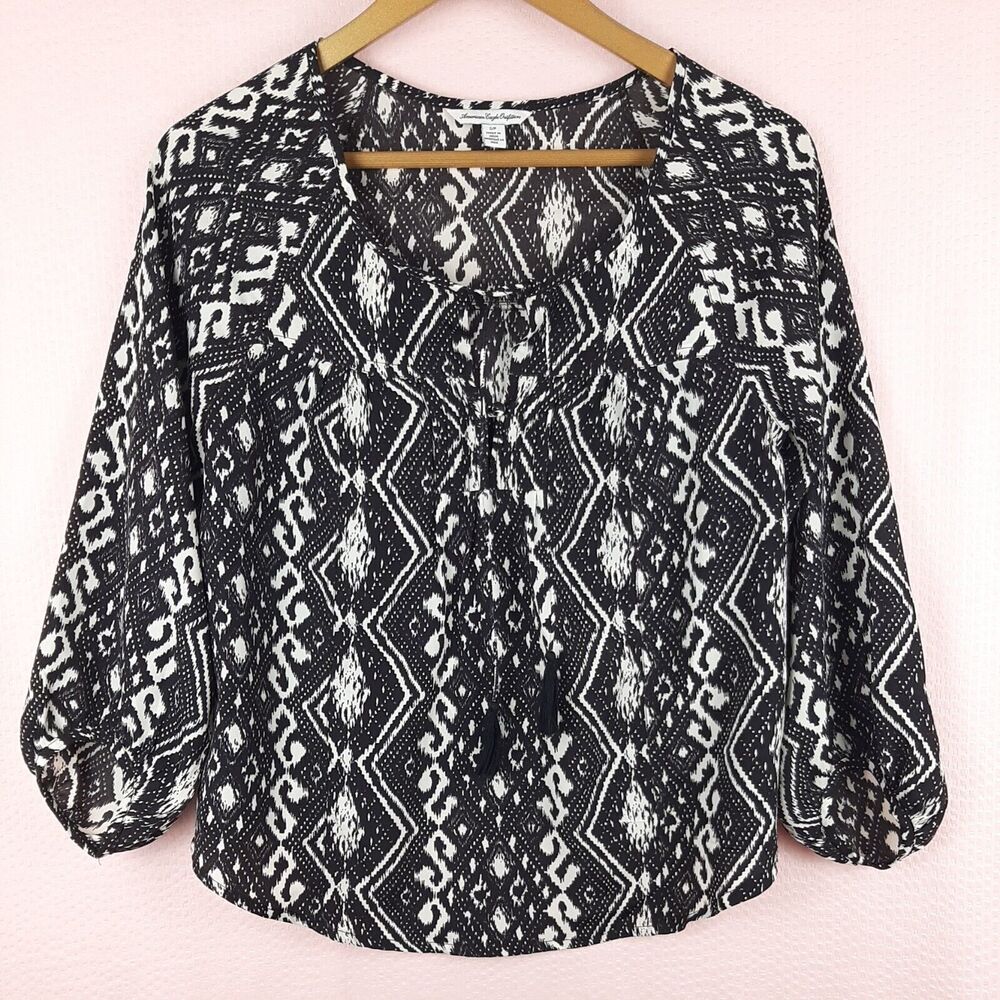 American Eagle Outfitters Women Crop Black Aztec Print Tassels Blouse Size S